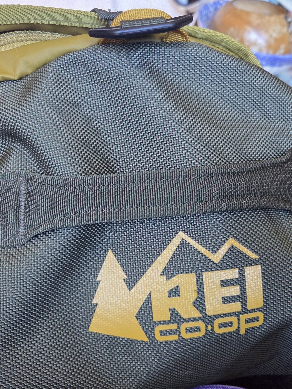 REI CO-OP Roadtripper Big Haul 28L Duffel Bag Olive Green Travel Luggage W/strap